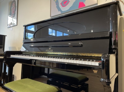 Seiler piano 132cm smr zwart 4