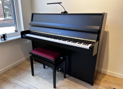 grotrian steinweg piano matzwart 110 cm 1