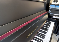 grotrian steinweg piano matzwart 110 cm 5