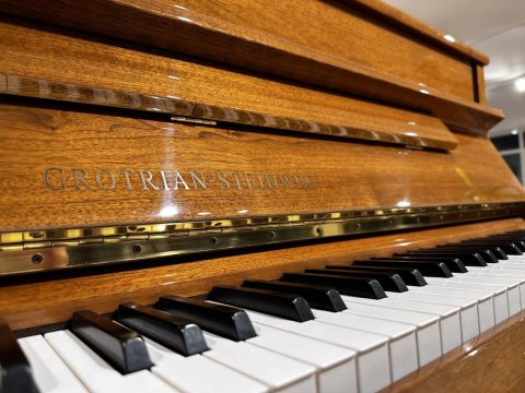 Grotrian steinweg piano 110 noten hoogglans 4