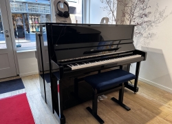 yamaha piano zwart hoogglans silent transaccousti 4 b3