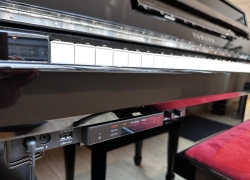 yamaha piano zwart hoogglans silent transaccousti